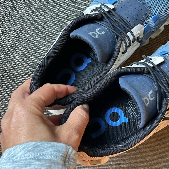 ON Running Women' Cloud 5 Sneakers - Picture 8 of 9